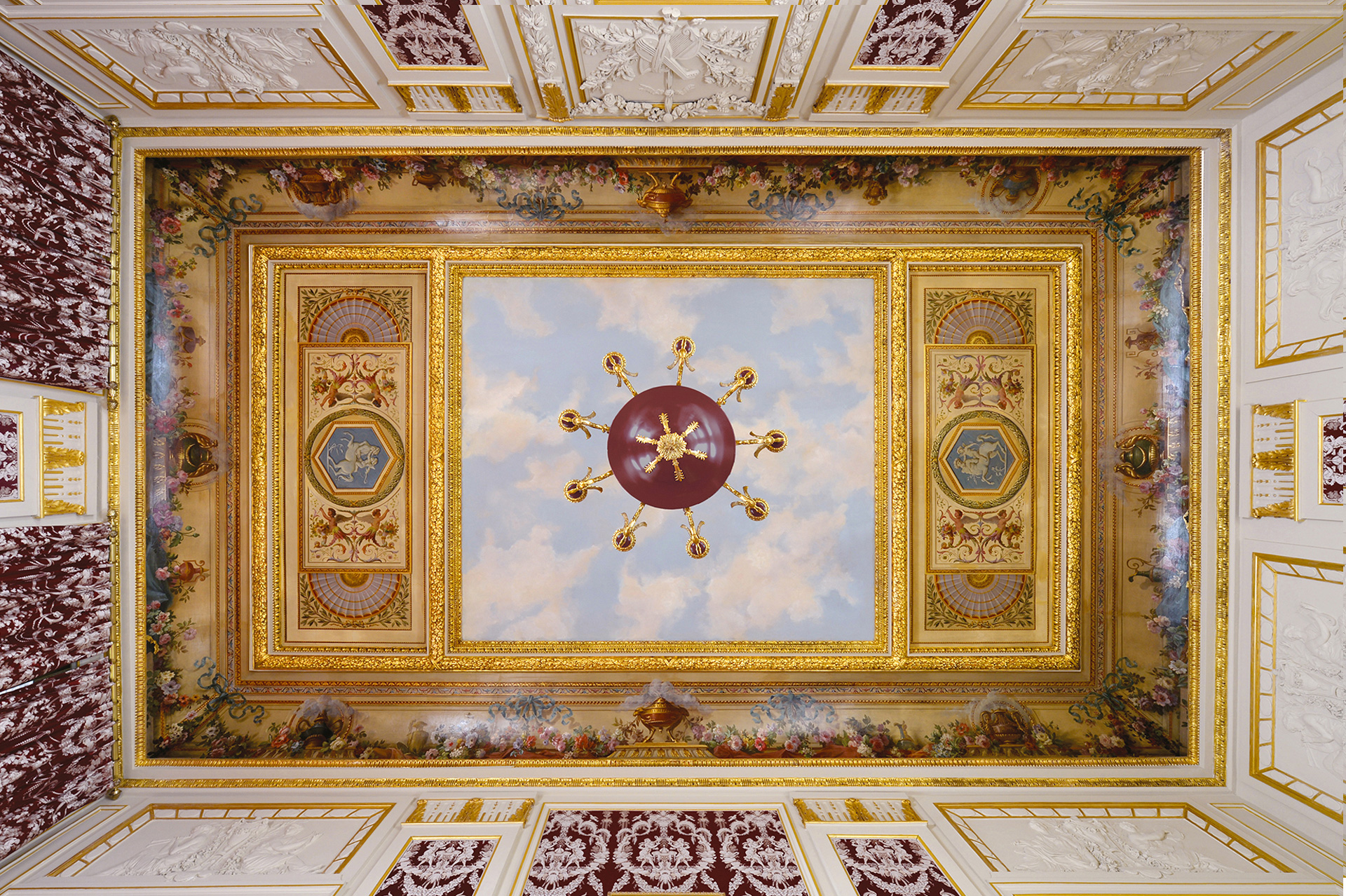 TOLLIS DORURE PEINTURE