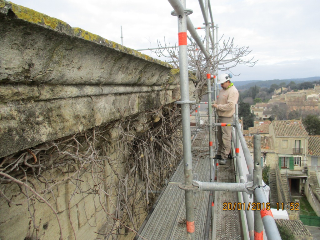 Château du Marquis de Baschi à Aubais