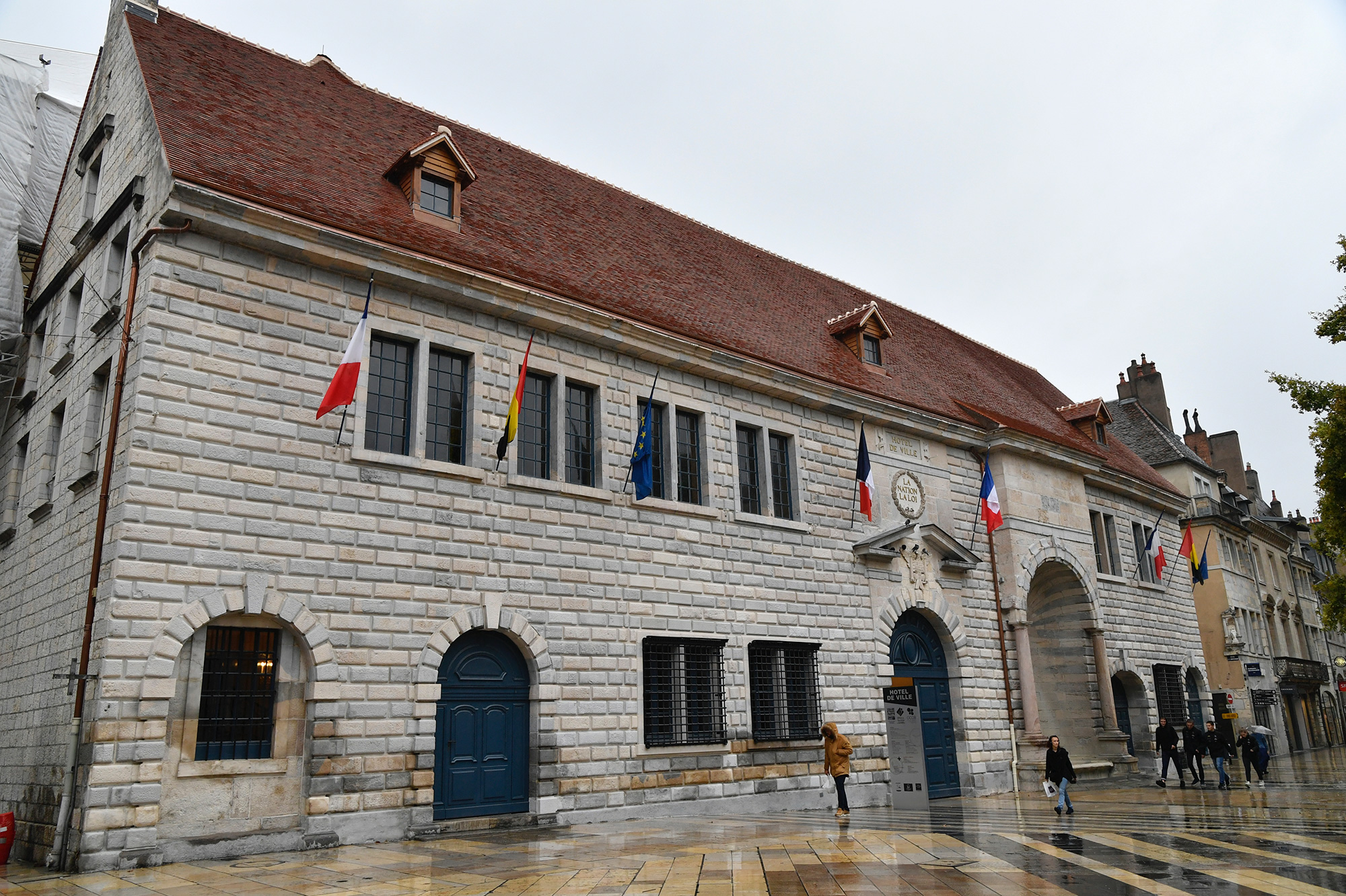 Jacquet restauration hotel de ville besancon