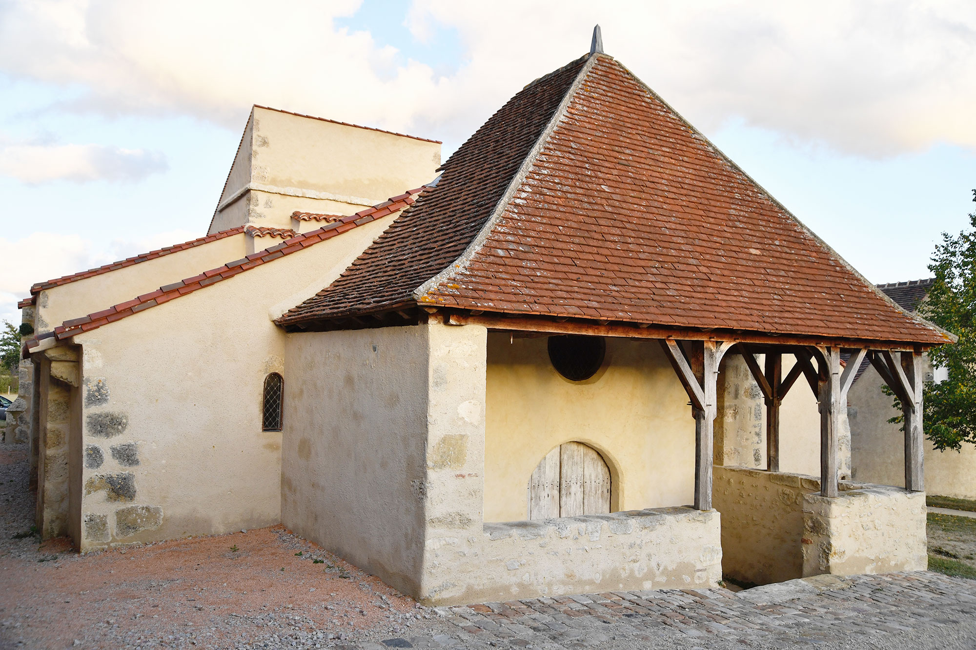 Jacquet chapelle chateau Chareil Cintrat