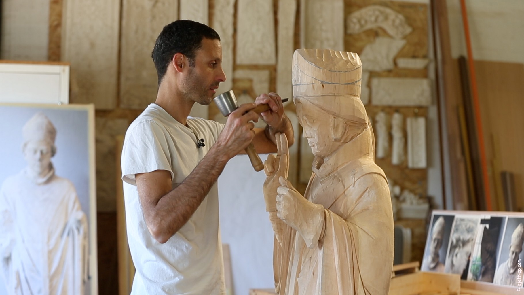 Travaux réalisés par Matthieu Testard, sculpteur sous la direction de Pierre Gilber