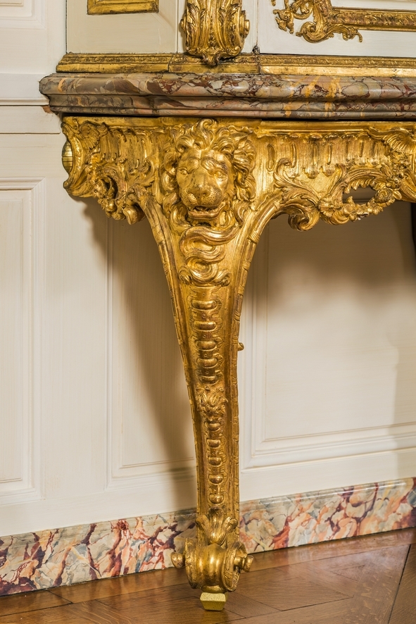 BNF Salon Louis XV-restitution sur une console sculptée état final©AteliersdelaChapelle