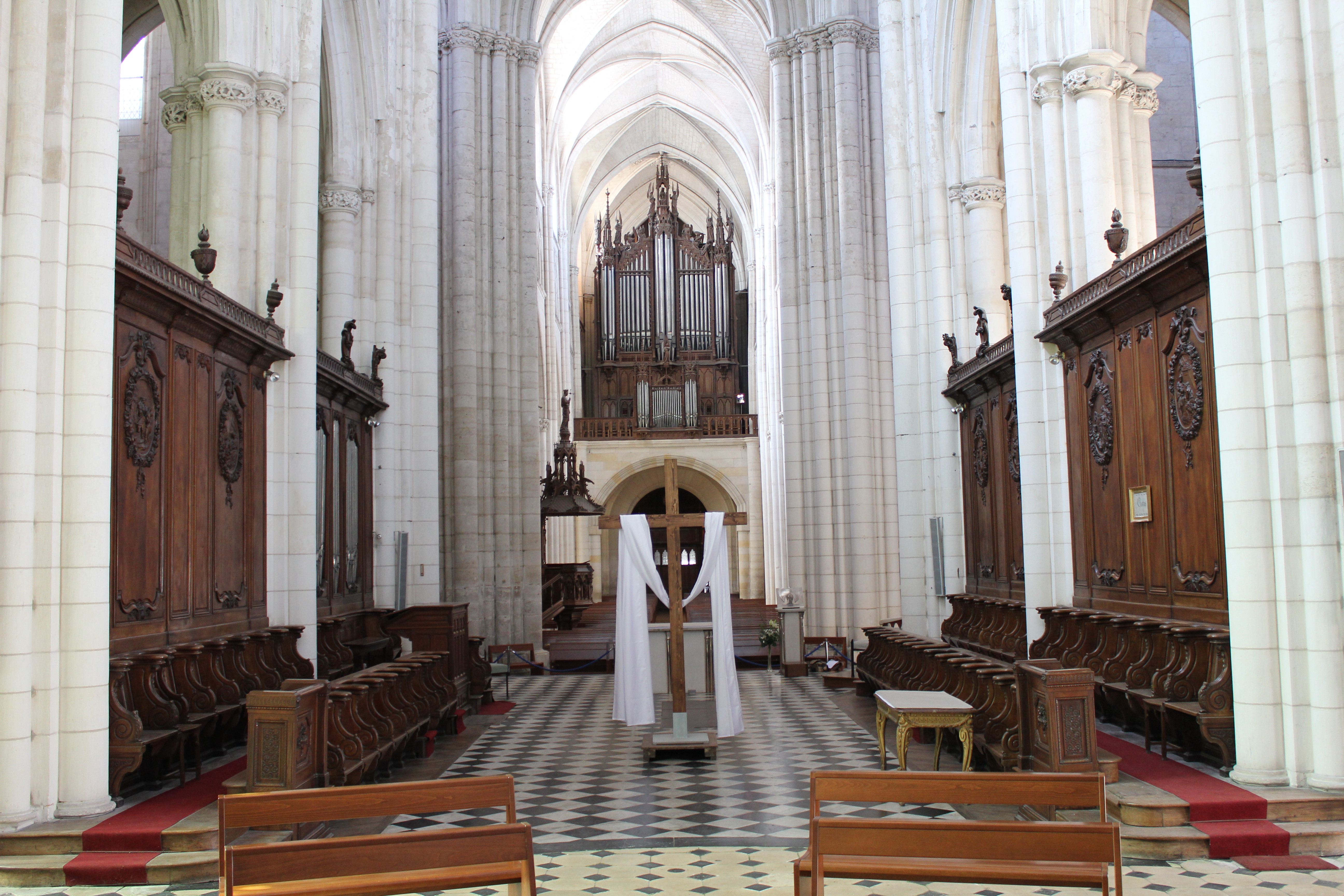 Cathédrale de Luçon - Étude des Stalles