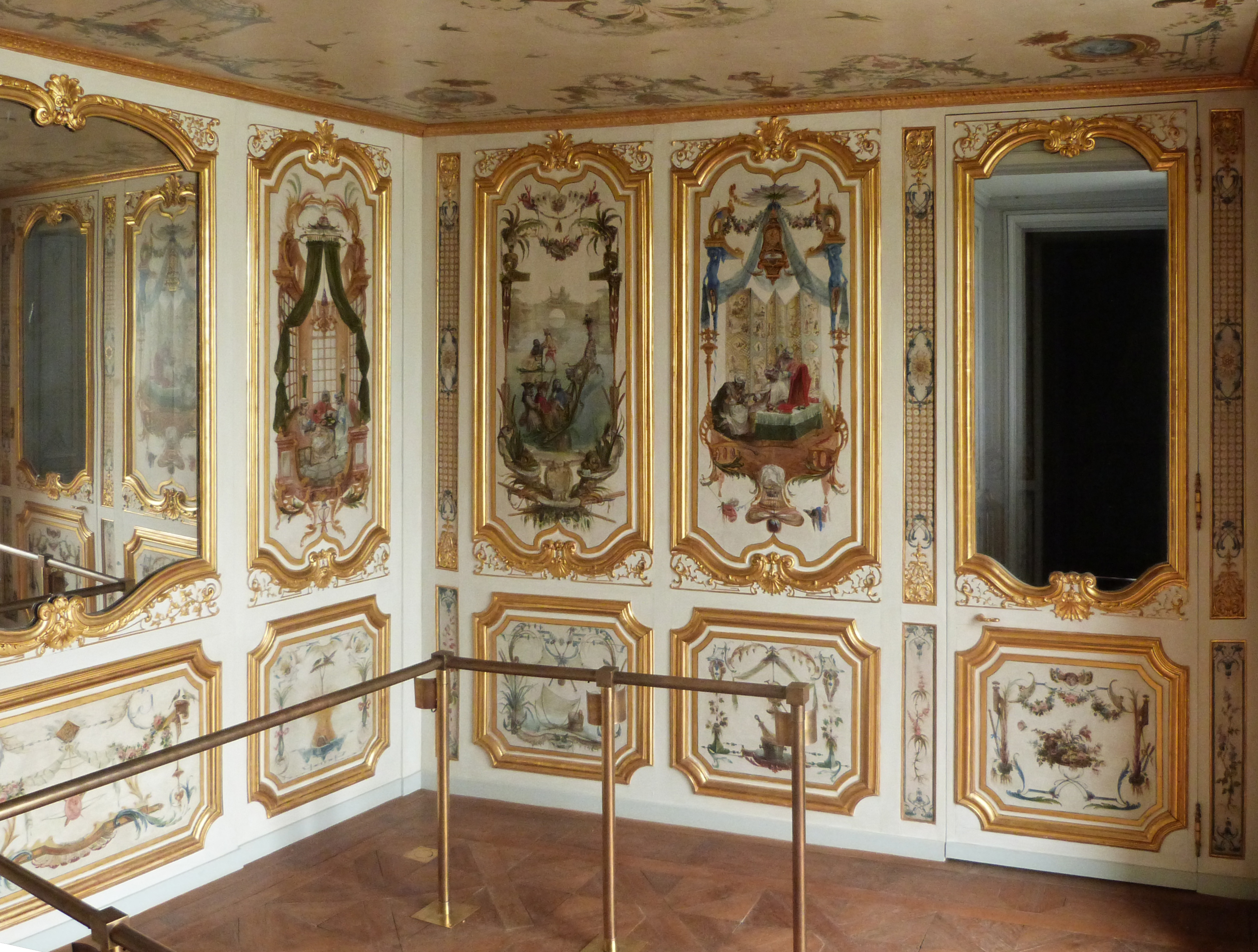 Château de Chantilly - Restauration des lambris de la Petite singerie