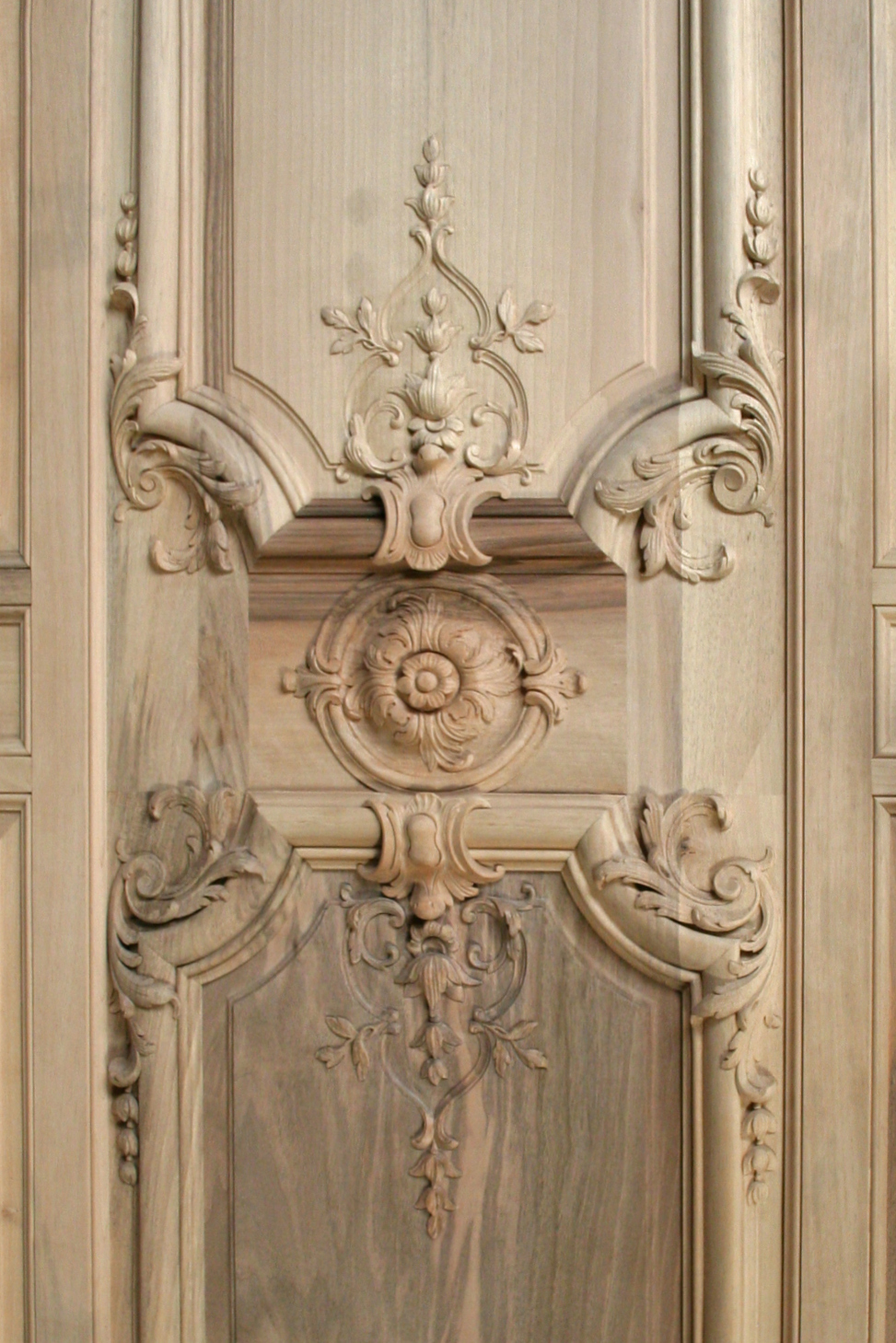 Paris - chantier privée - panneau de boiserie sculpté