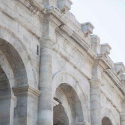 sele restauration amphithéâtre - Nîmes 